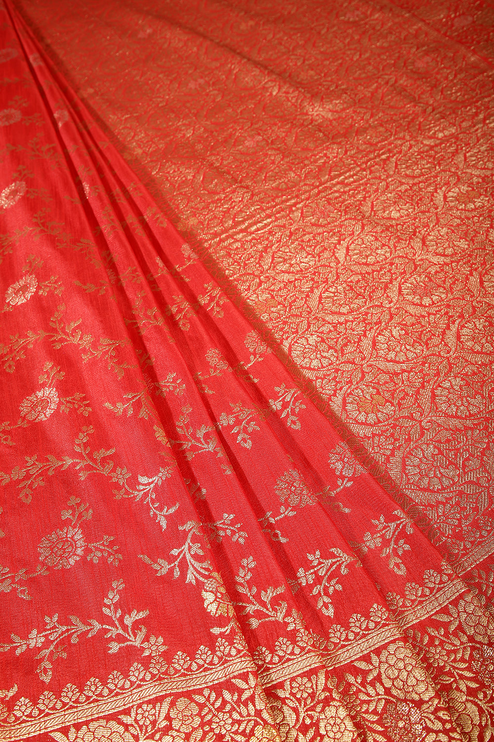 Red Color Raw Silk Zari Woven Saree
