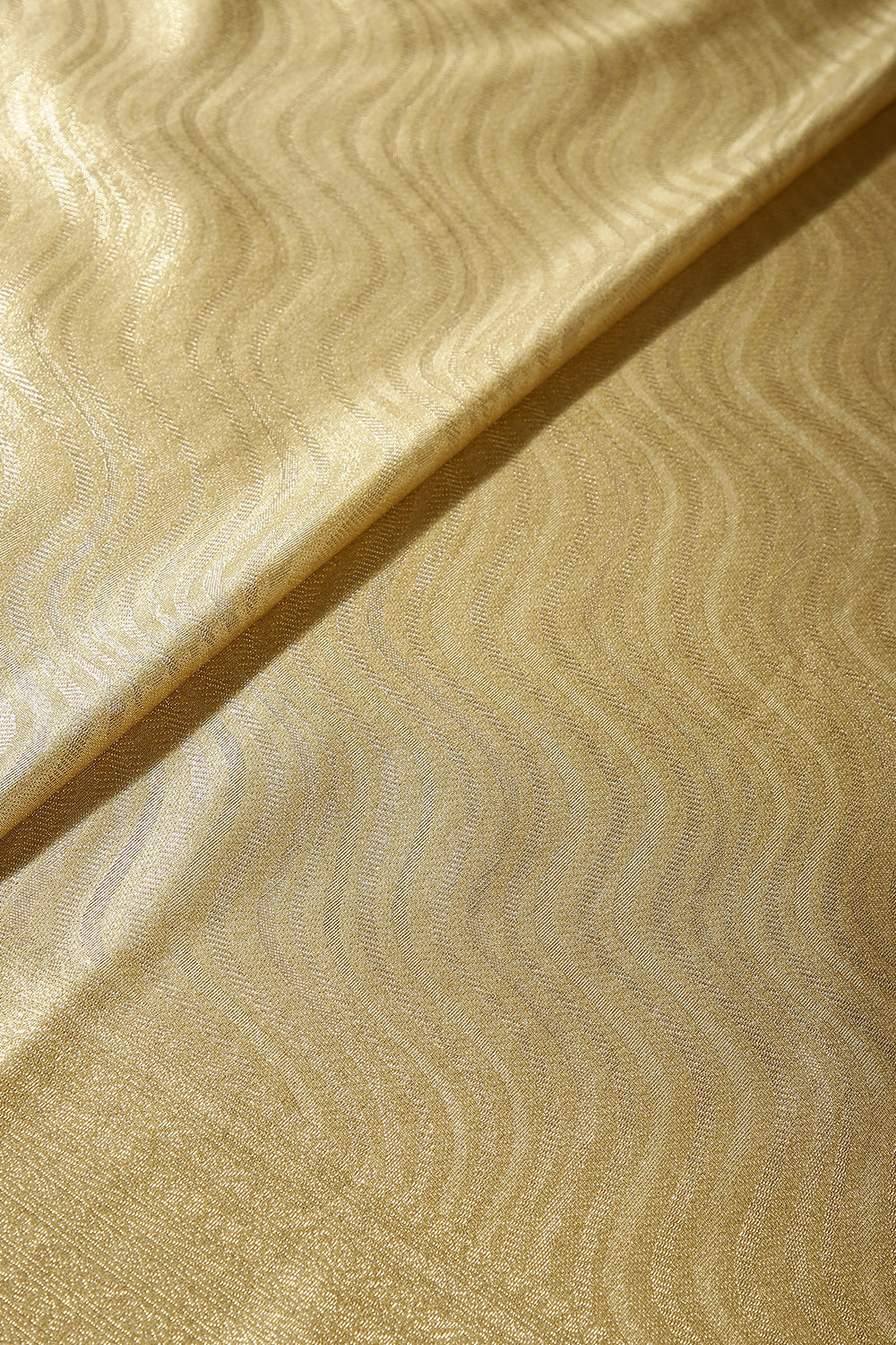 Goldarn  Colour Soft Silk Leheria Zari Woven Saree