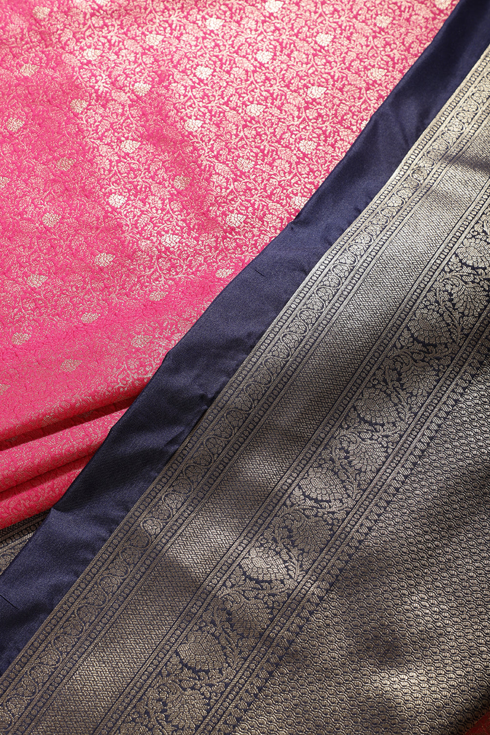Magenta & Navy Dual Toned Soft Silk Zari Woven Saree