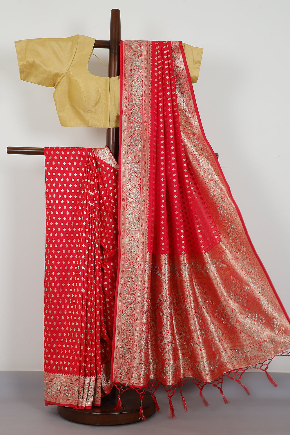 Rani Silk Zari Woven And Swaroski Work Saree