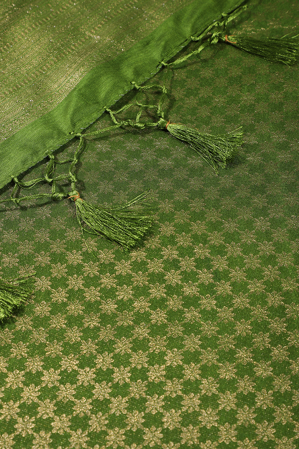 Olive Green Colour Soft Silk Leheria Zari Woven Saree