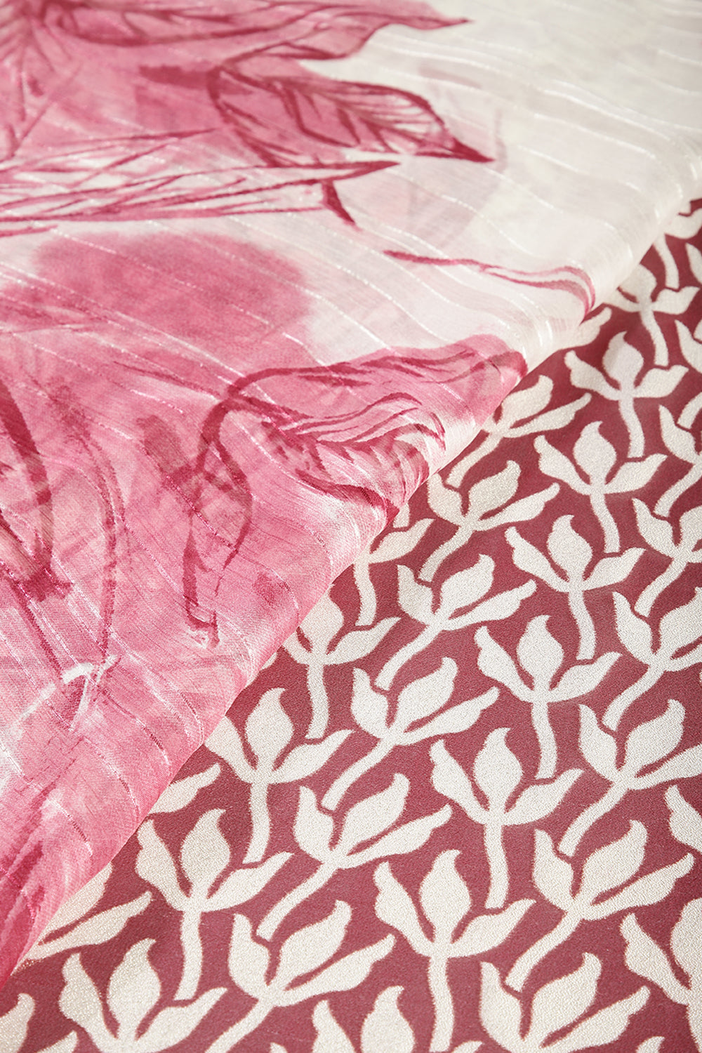 Magenta & Cream Dual Tone Color Floral Printed Chiffon Saree
