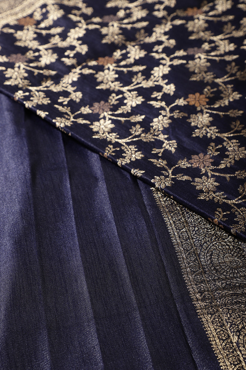 Navy Floral Zaal Woven Silk Banarasi Saree
