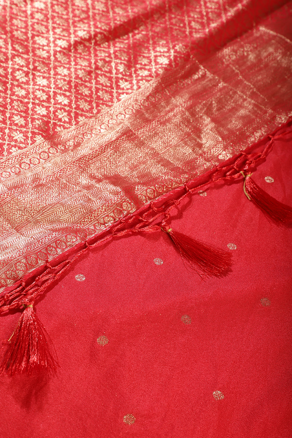 Red Lightweight Banarasi Silk Weaving Saree