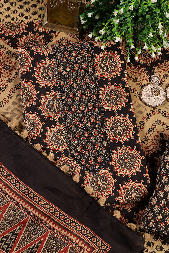 Black Cambric Cotton Printed And Mirror Wrok Unstitched Suit Material