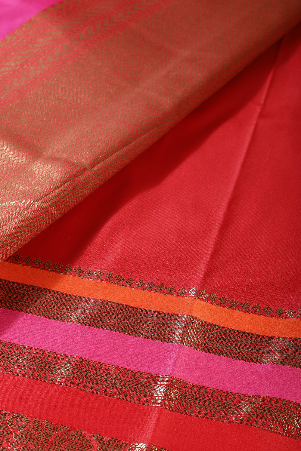 Magenta Pink Zari Woven Art Silk Saree