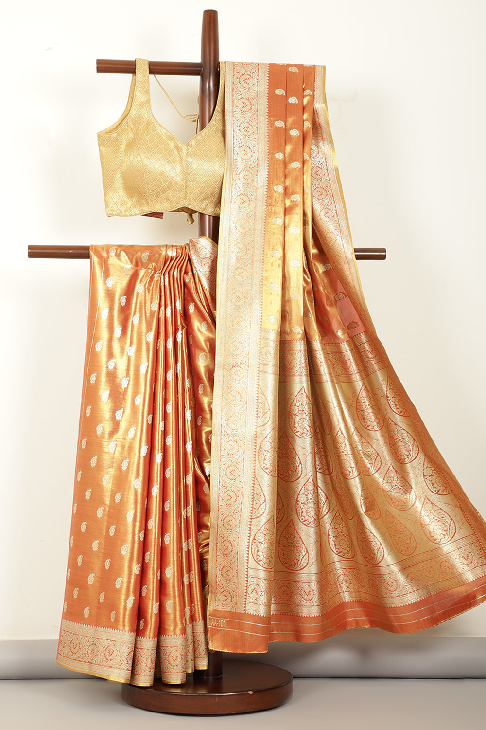 Red & Gold Dual Toned Silk Woven Saree