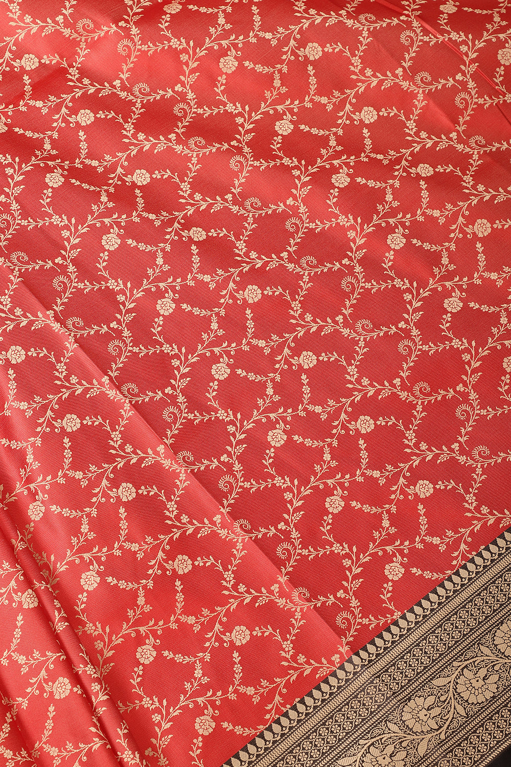 Red & Black Dual Toned Silk Floral Jal Woven Saree