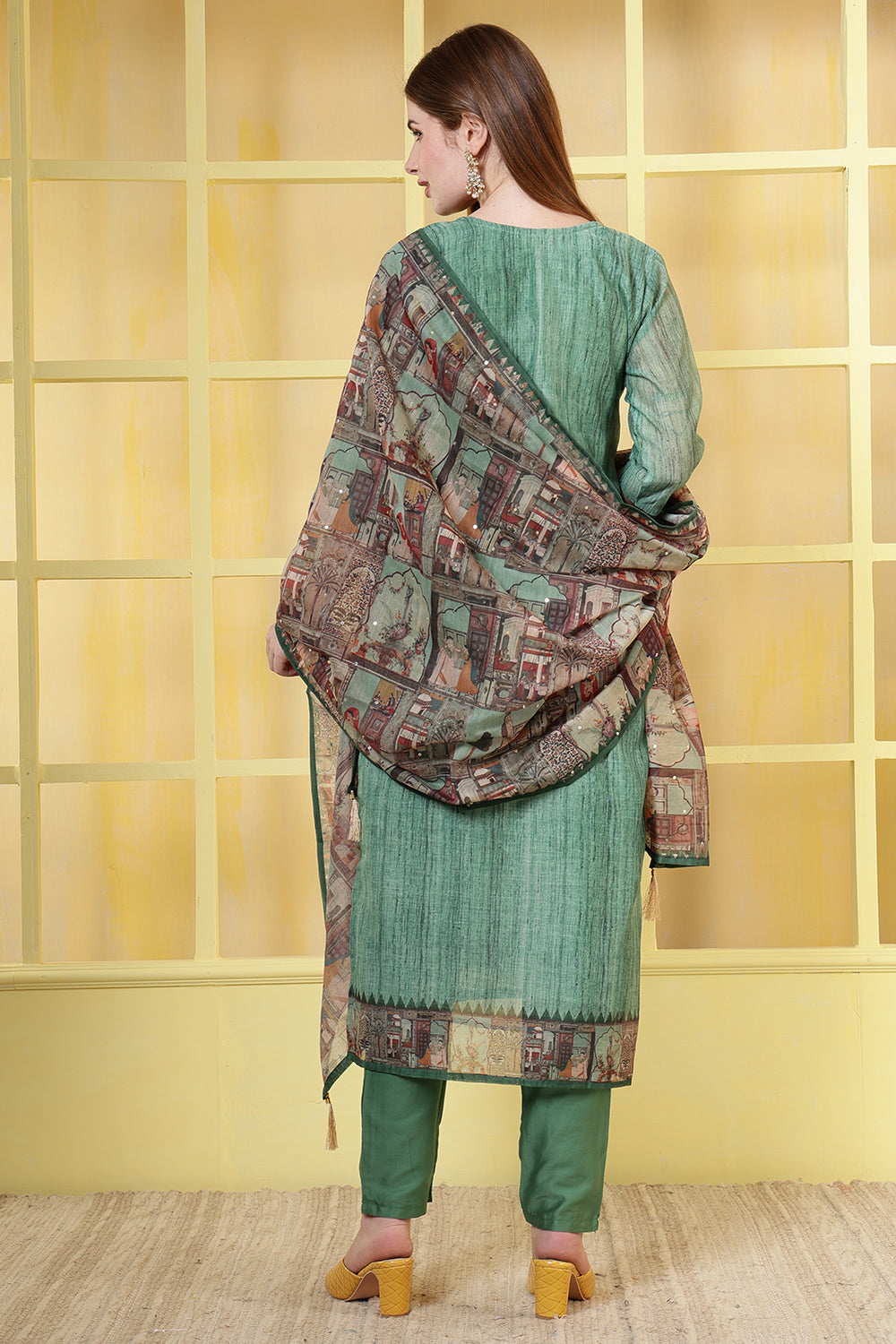 Green Chanderi Neck-Embroidered Straight Suit