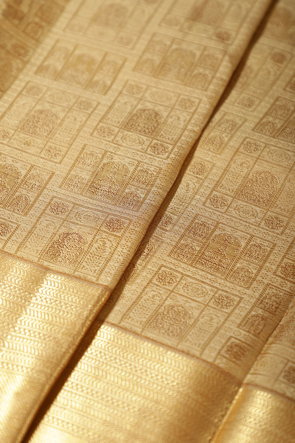 Tussar Color Kanjivaram Pure Silk Handloom Zari Saree with Temple Motifs