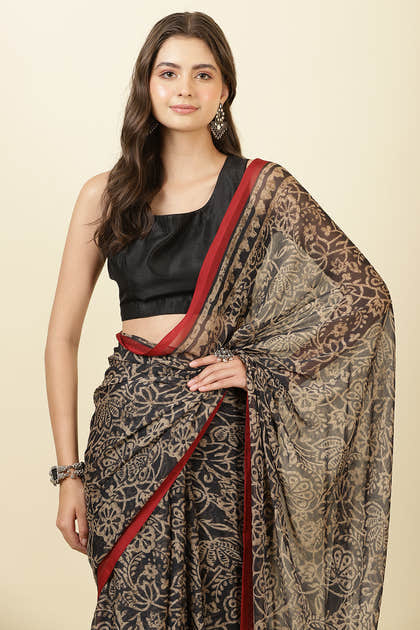 Black  Chiffon Floral Printed Saree