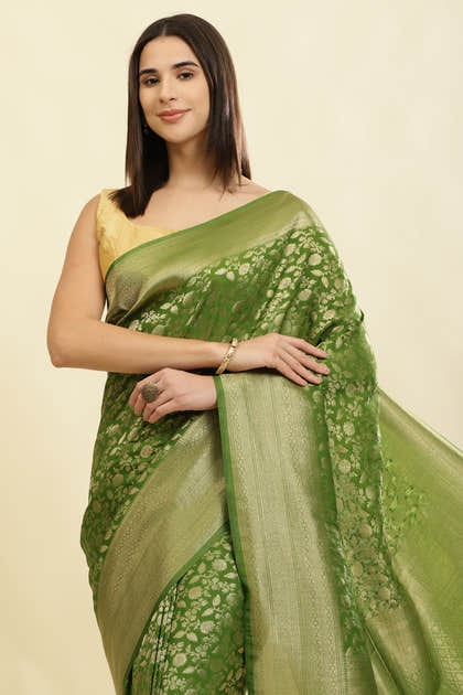 Green Lightweight Banarasi Silk Weaving Saree