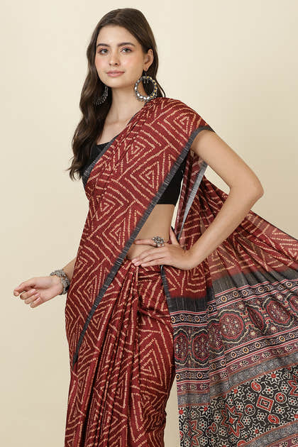 Maroon Jacquard Silk Bandhani Printed Saree