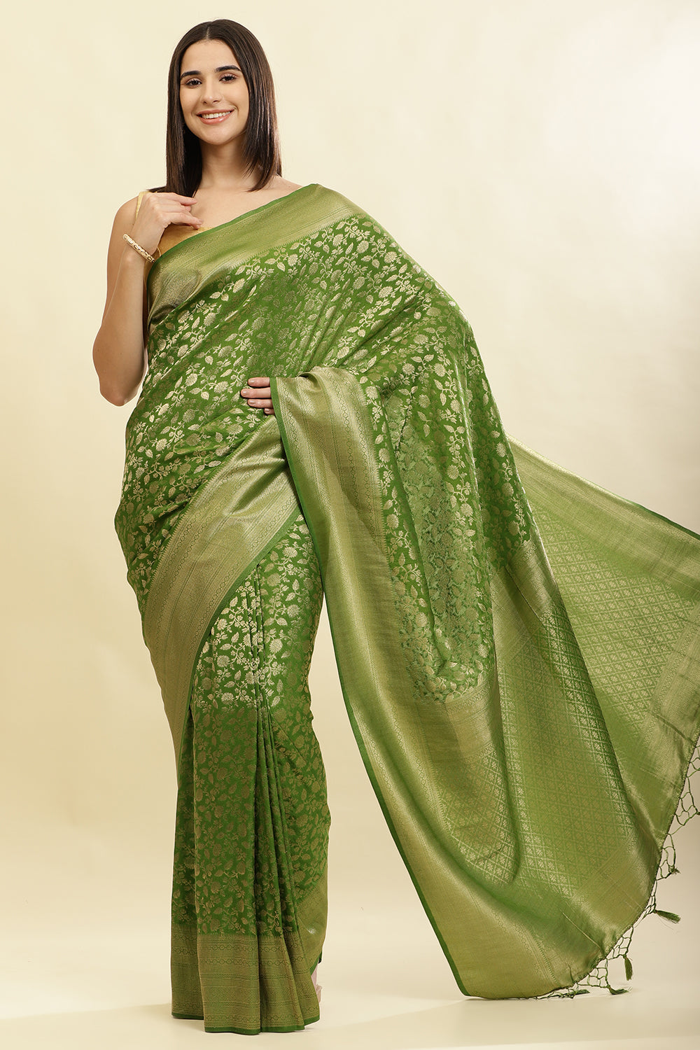 Green Lightweight Banarasi Silk Weaving Saree