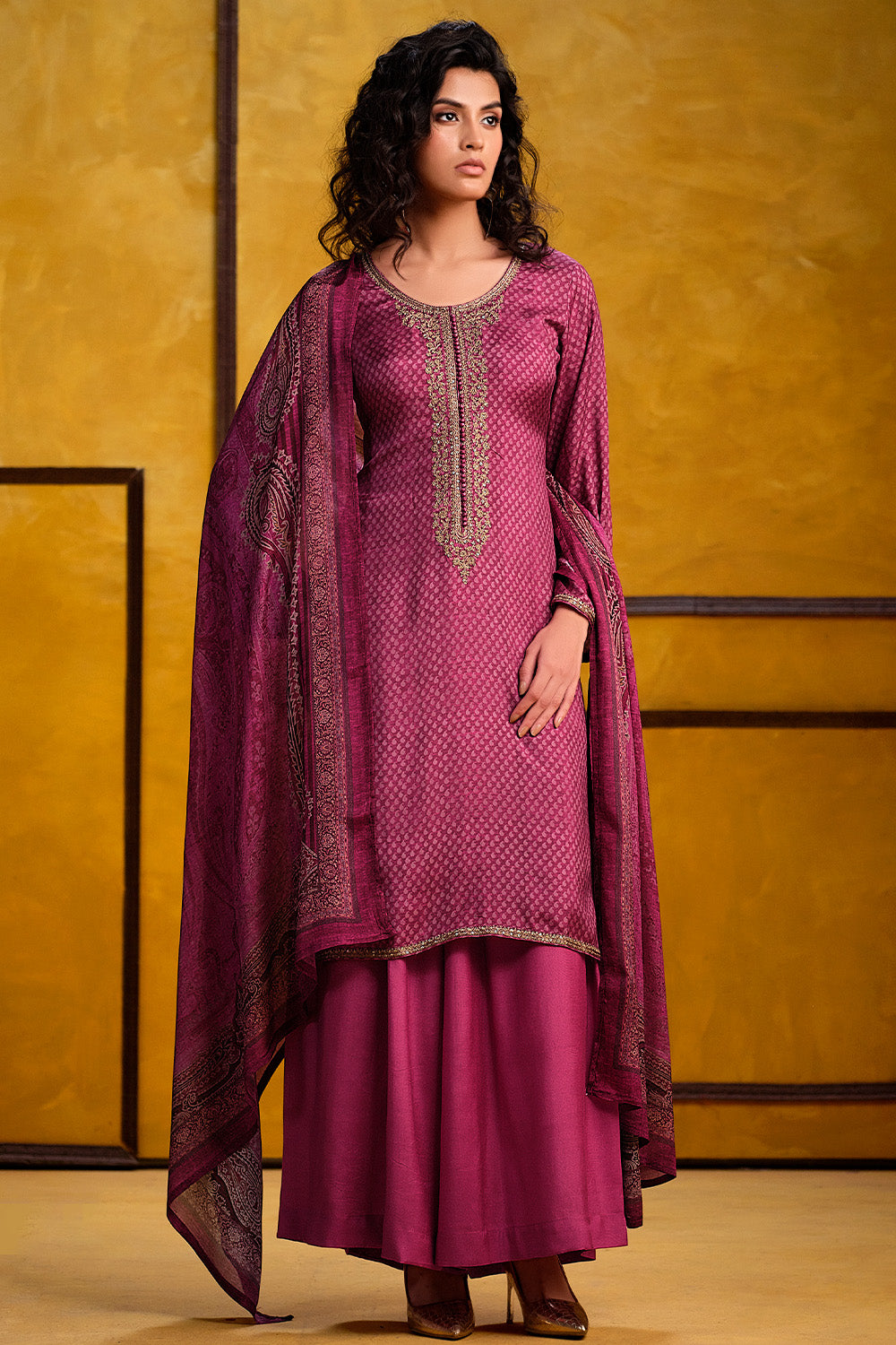 Woolen shop suit design