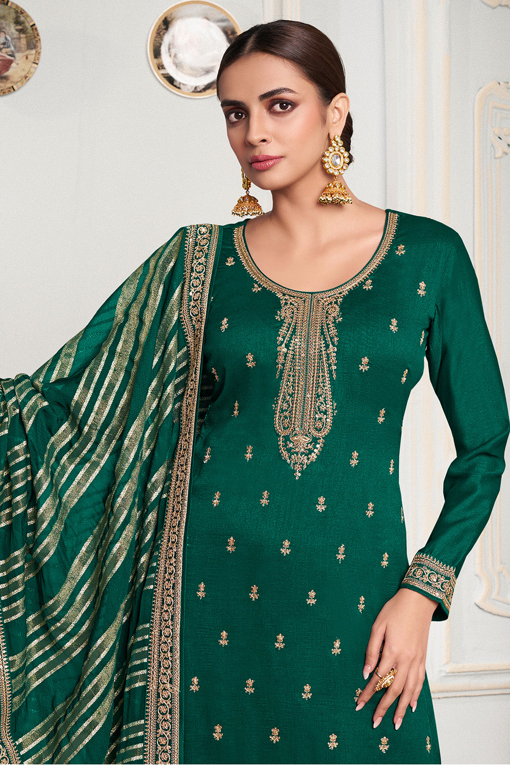 Green Color Embordered Crepe Silk Unstitched Suit Material