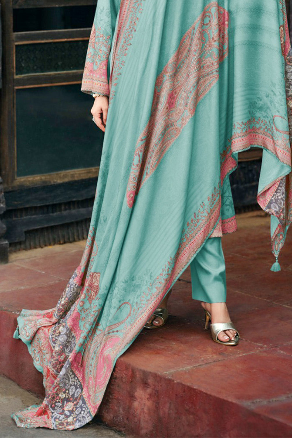 Turquiose Spun Pashmina Printed Unstitched Suit Fabric