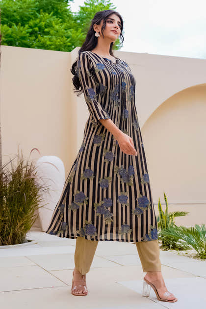 Black Muslin Floral Printed Kurta Set