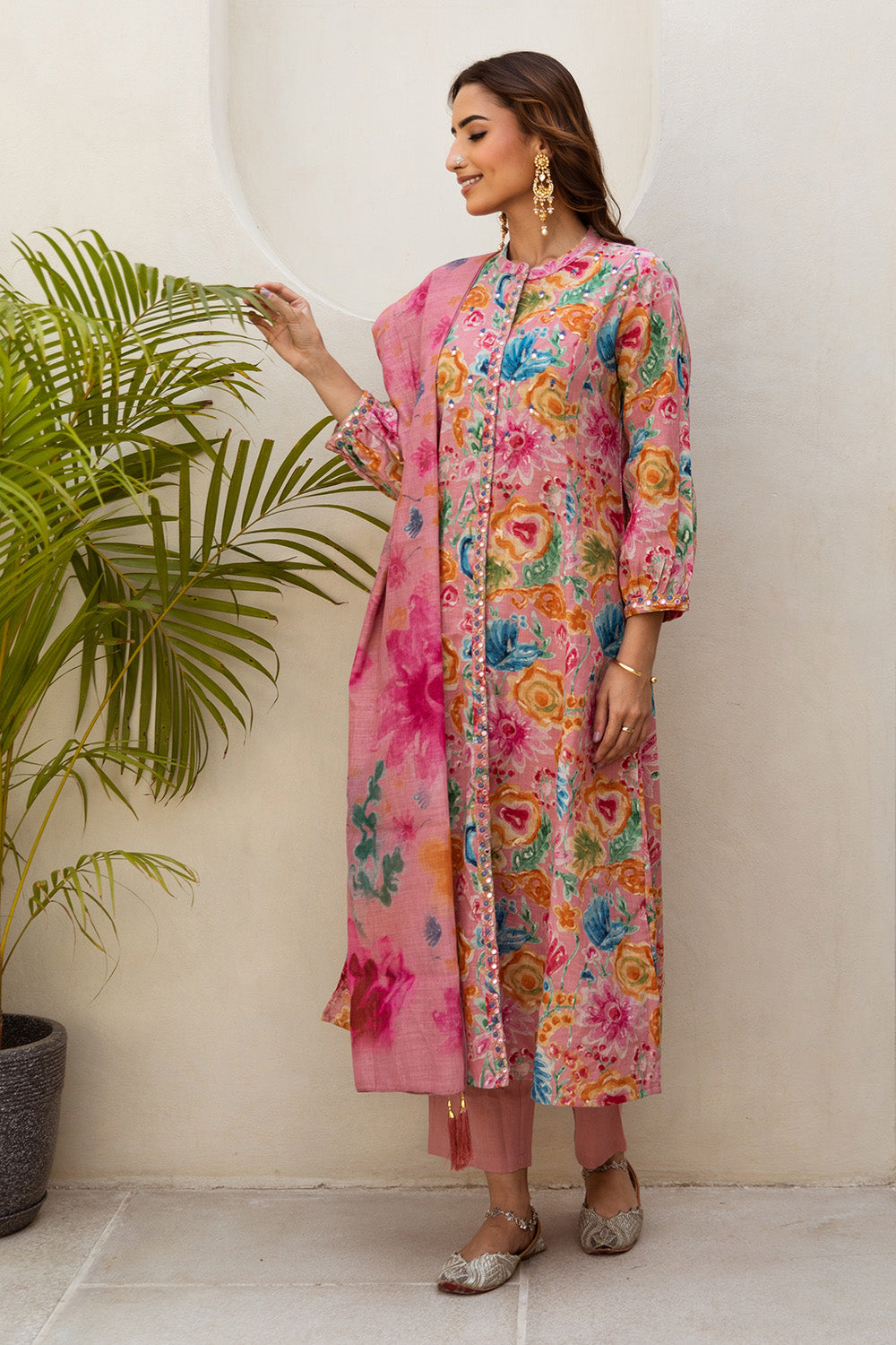 Dusty Pink Color Cheese Cotton Floral Printed Straight Suit