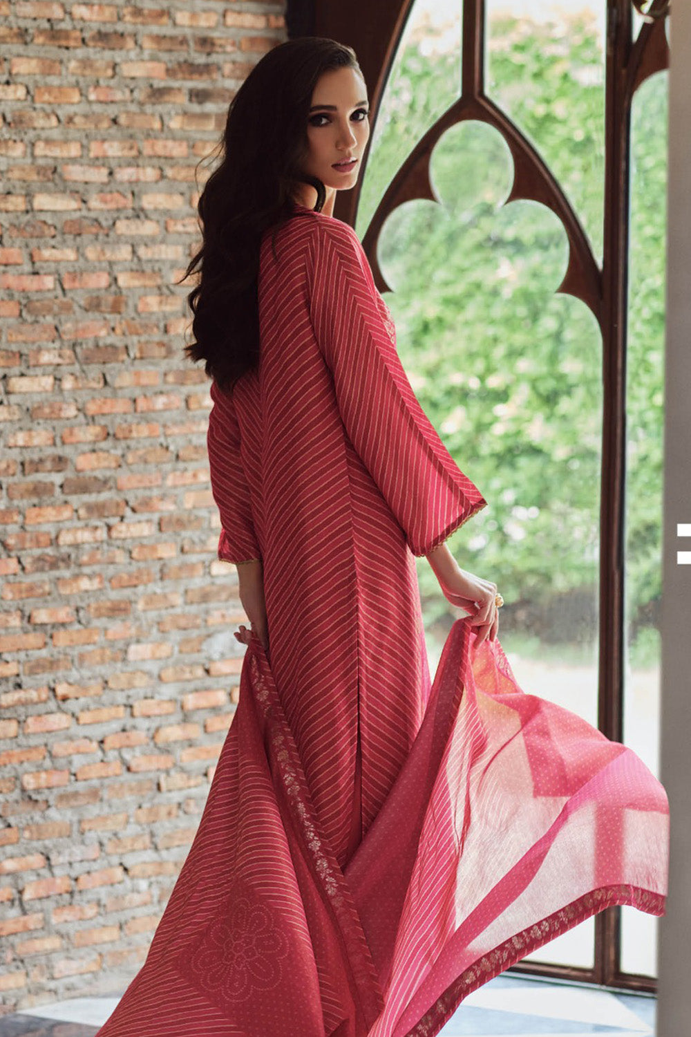 Cranberry Colour Crepe Silk Bandhani Printed, Embroidered And Zari Woven Unstitched Suit