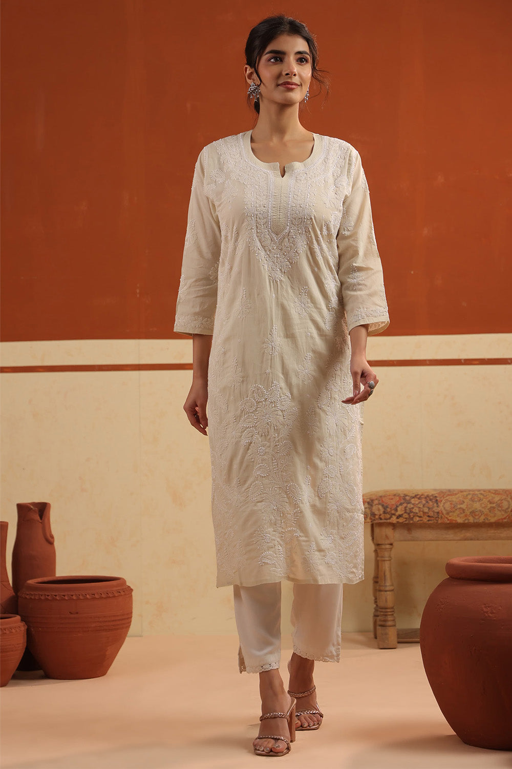 Beige Resham Embroidered Kurta