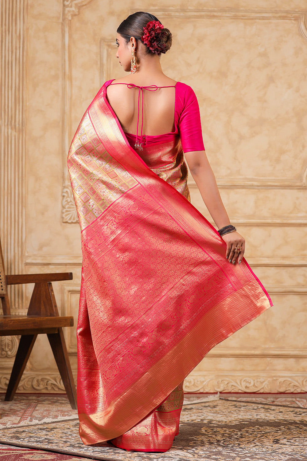 Fuchsia Pink Colour Silk Woven Saree