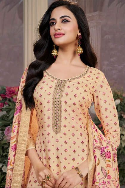 Cream Floral Printed & Zari Woven Silk Suit