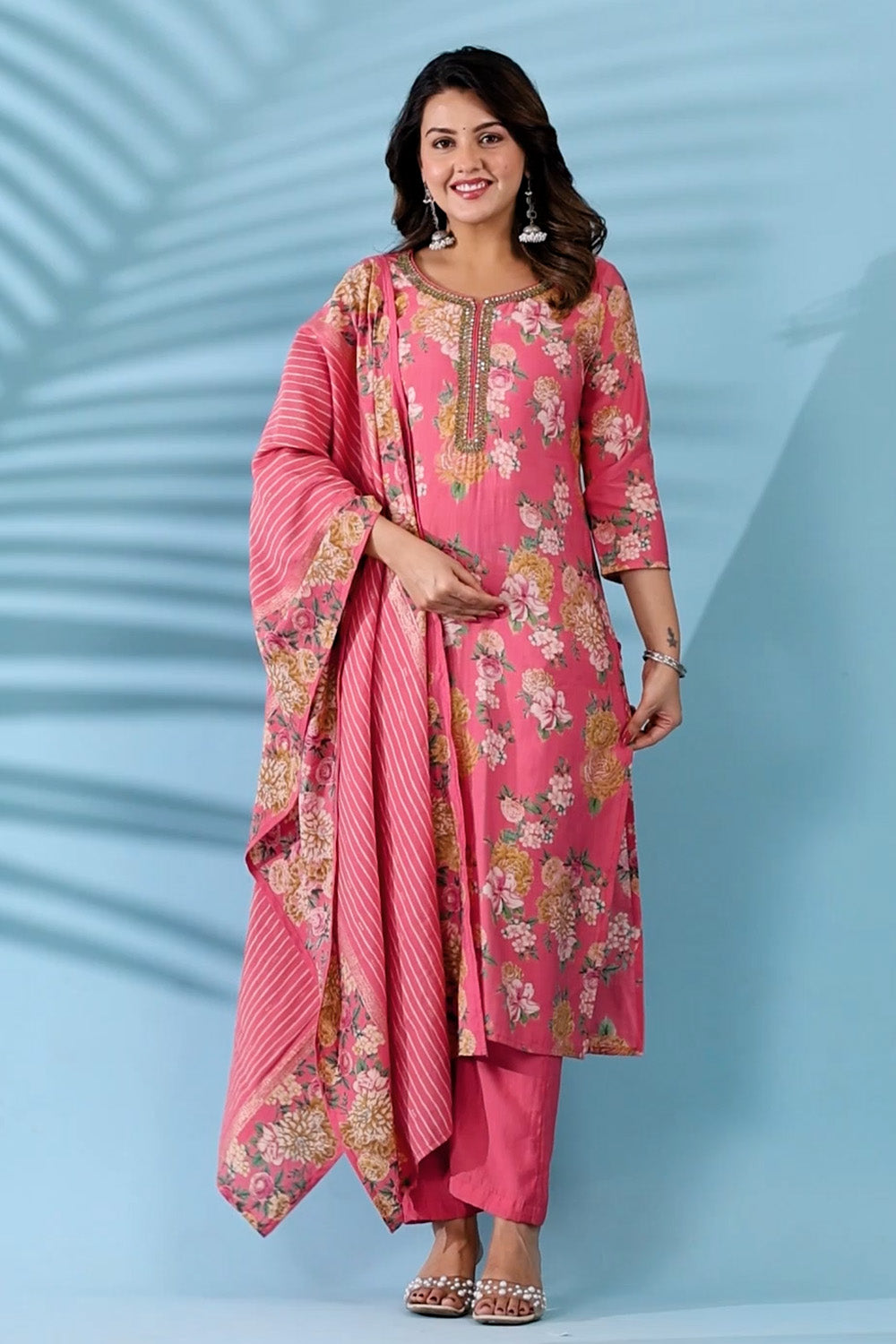 Pink Color Floral Printed Muslin Straight Suit