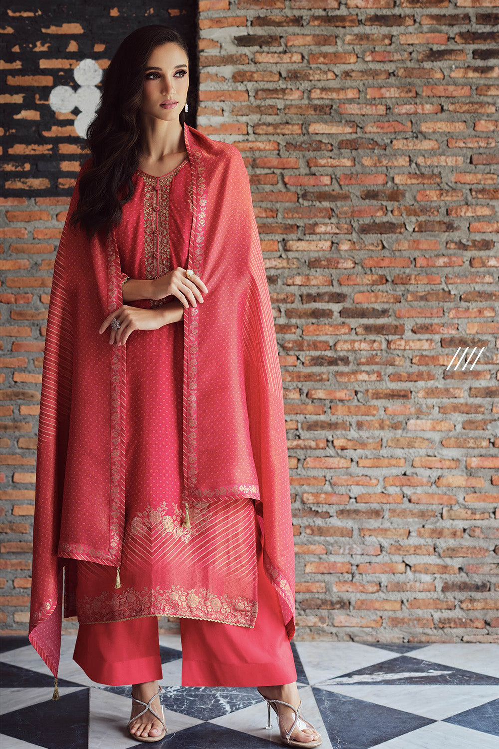 Cranberry Colour Crepe Silk Bandhani Printed, Embroidered And Zari Woven Unstitched Suit