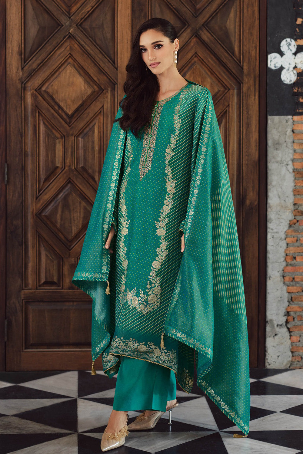 Teal Crepe Silk Bandhani Printed, Embroidered And Zari Woven Unstitched Suit