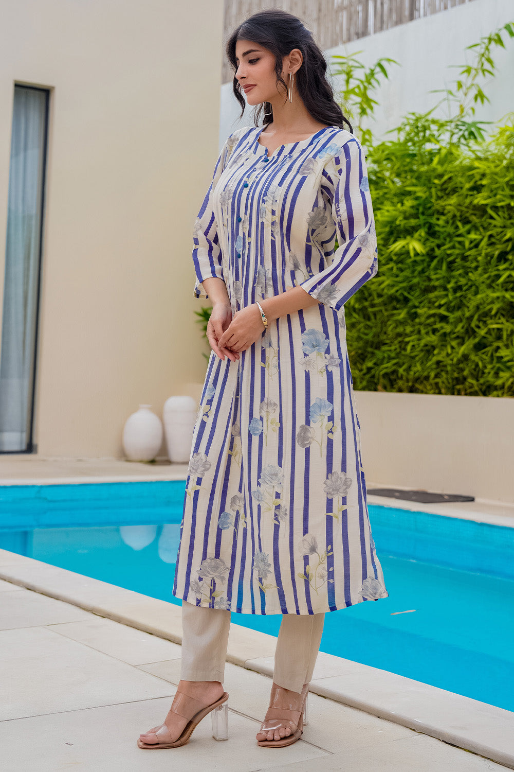 Beige & Blue Floral Printed Muslin Kurta Set