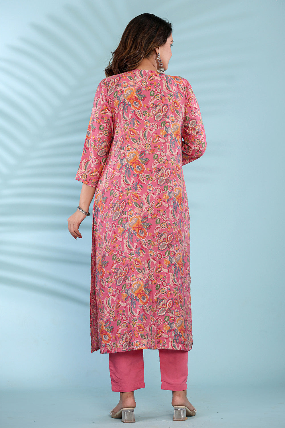 Pink Color Floral Printed Muslin Straight Suit