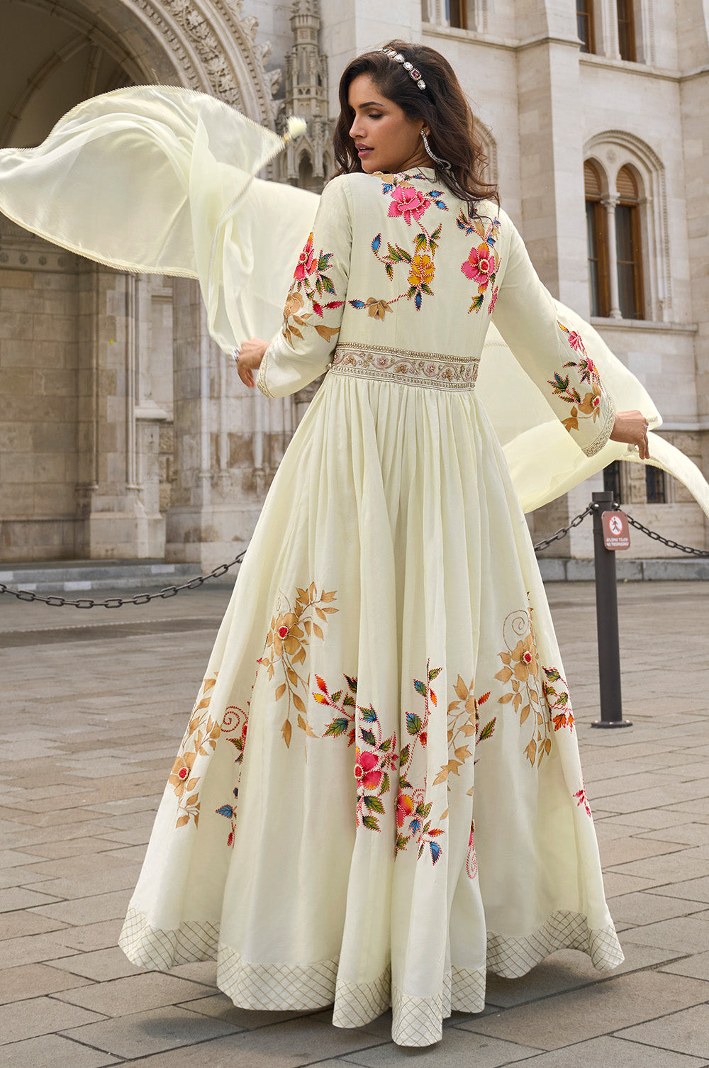 Cream Silk Floral Printed And Zari Embroidered Alia Cut Anarkali Gown