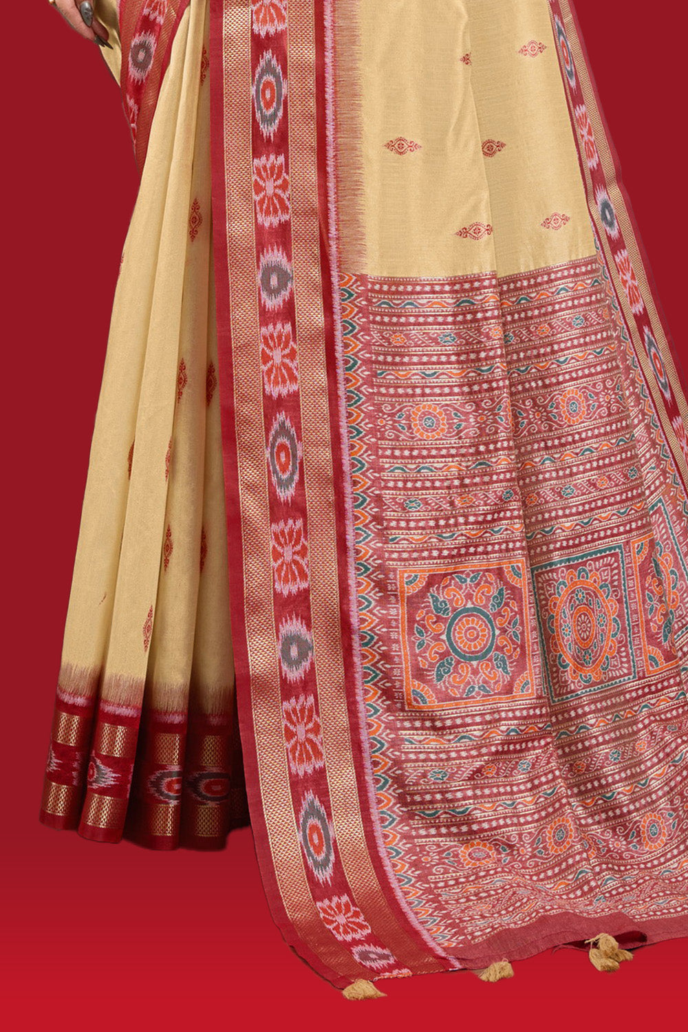 Beige Color Woven Maheshwari Cotton Saree