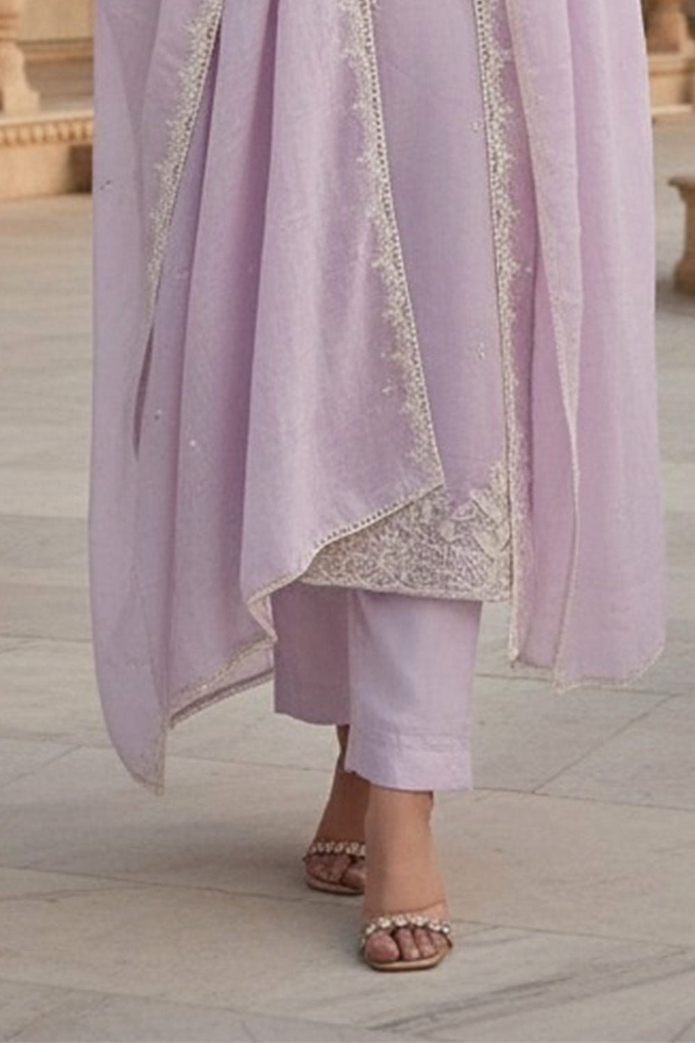 Lavender Malmal Cotton Resham And Zari Embroidered Suit