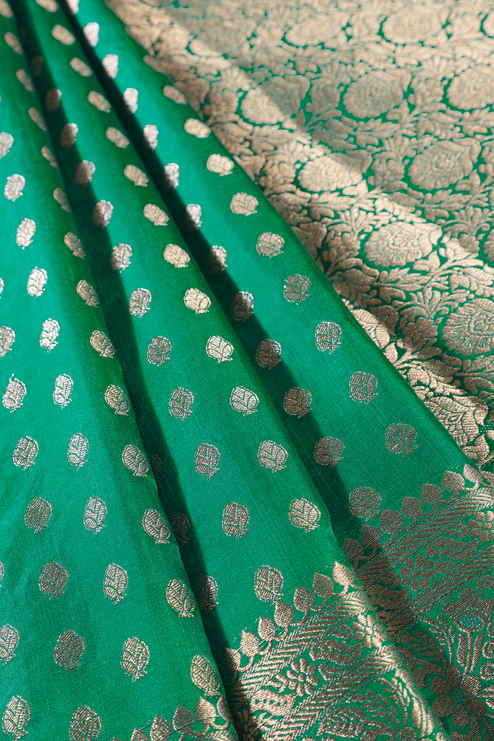 Green Cotton Silk Zari Woven Saree