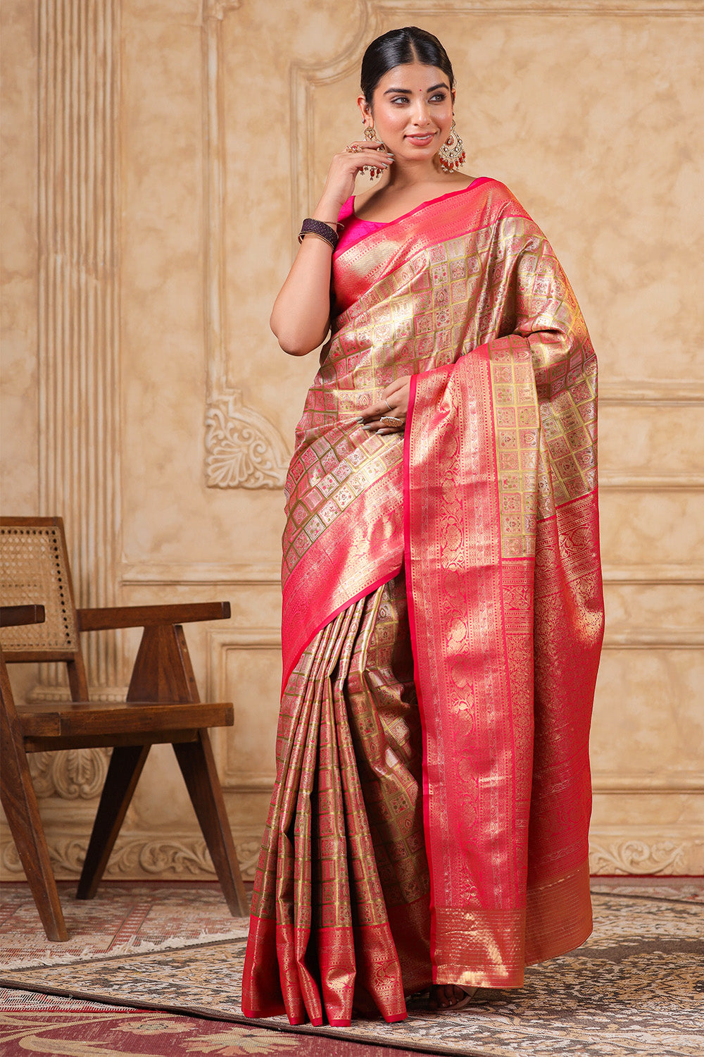 Fuchsia Pink Colour Silk Woven Saree
