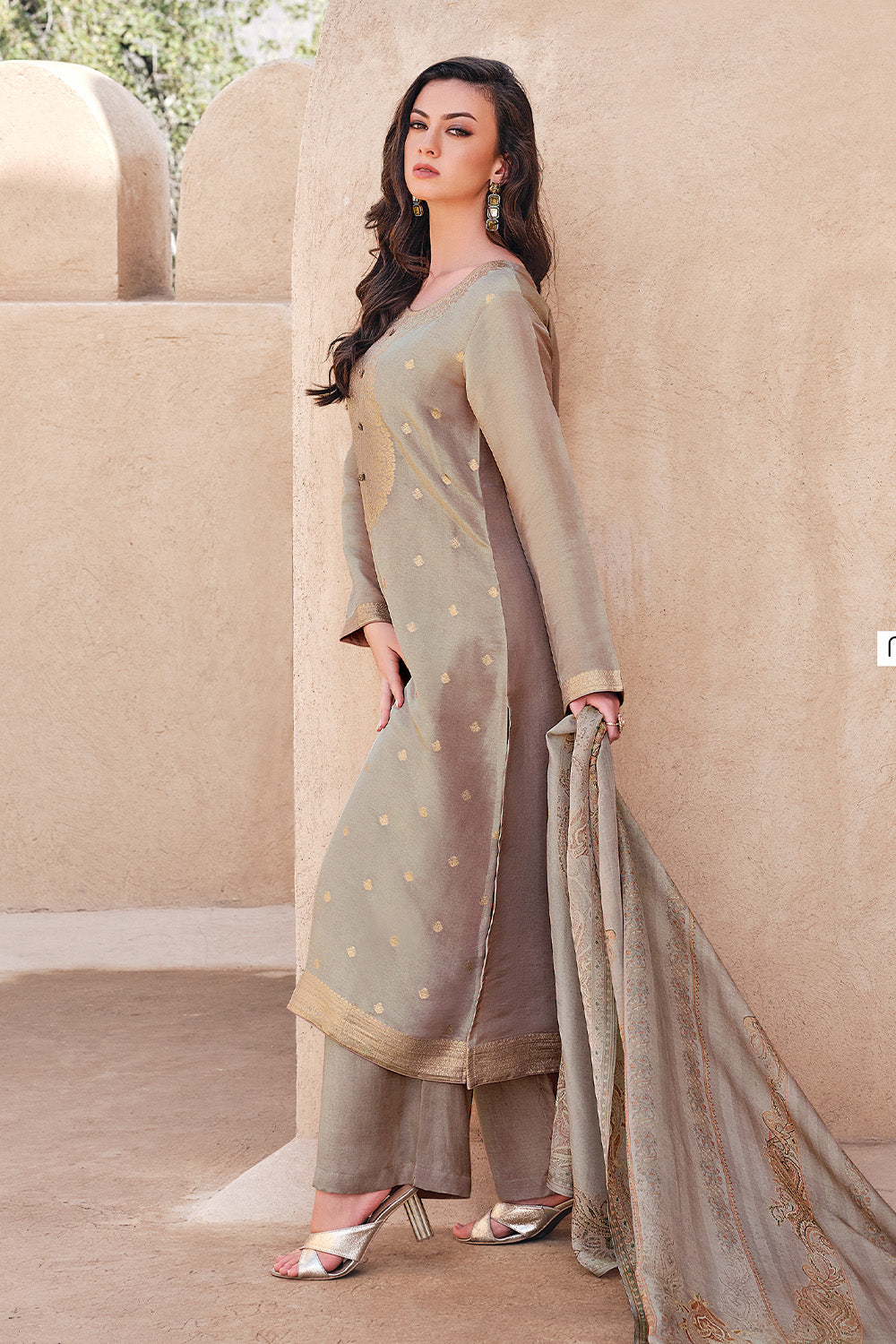 Grey Color Crepe Silk Woven Unstitched Suit Fabric