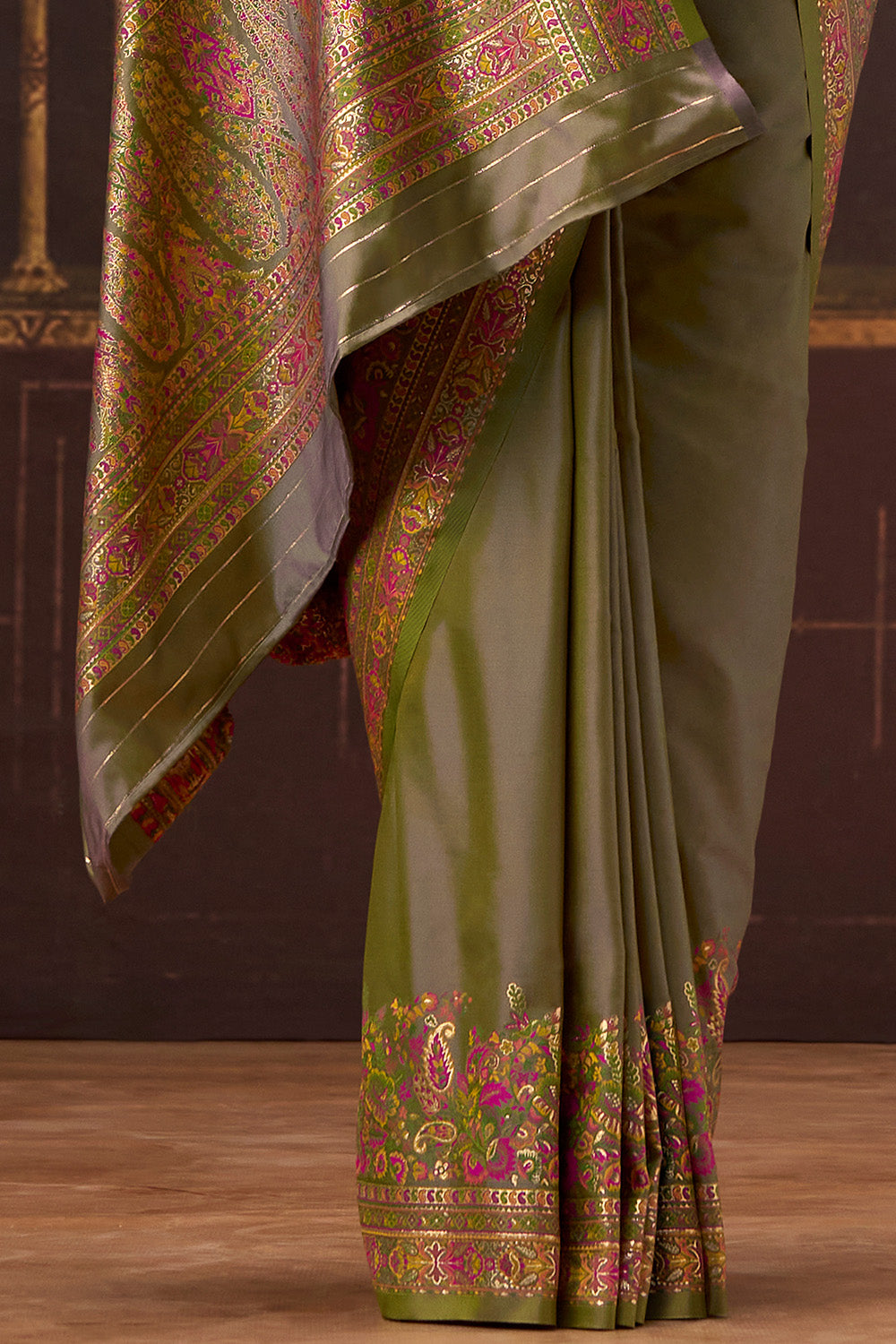Mehandi Color Soft Silk Kalamkari Woven Saree