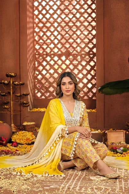 Yellow Cotton  Printed And Mirror Work Suit