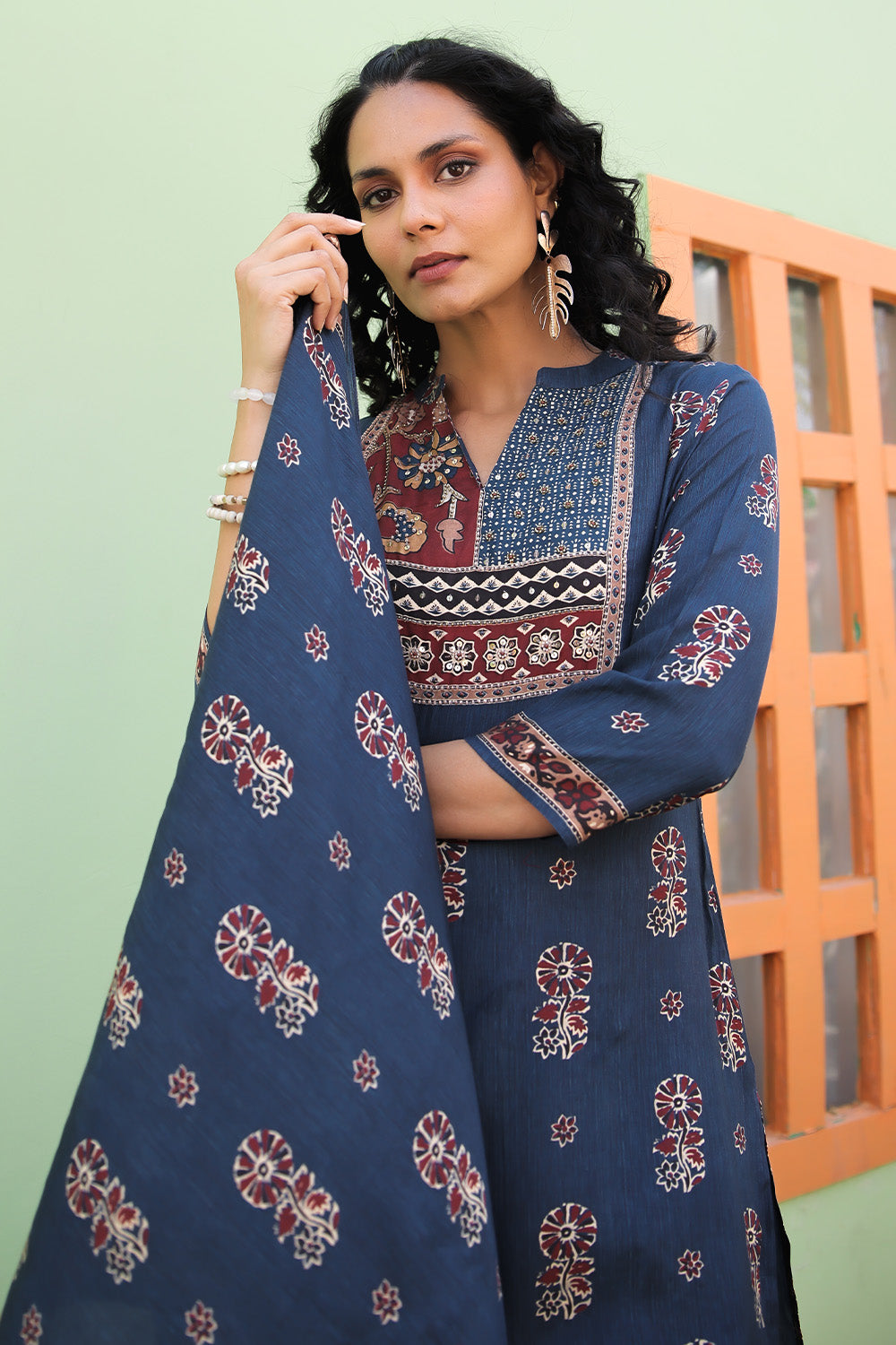 Blue Colour Printed Muslin Straight Suit