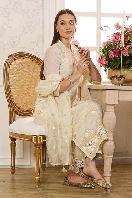 Cream Chanderi Cotton Floral Embroidered Suit