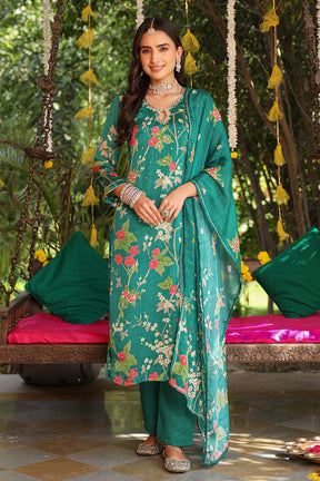 Green Color Crepe Floral Printed Straight Suit