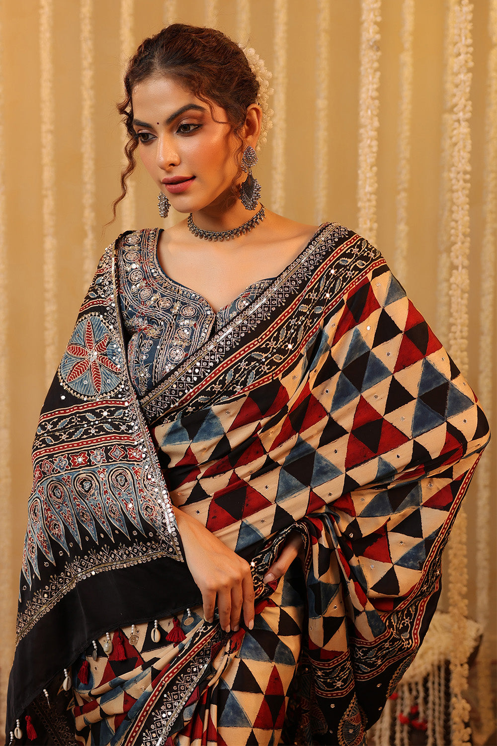 Navy & Beige Printed And Embroidered Pure Mulberry Silk Saree