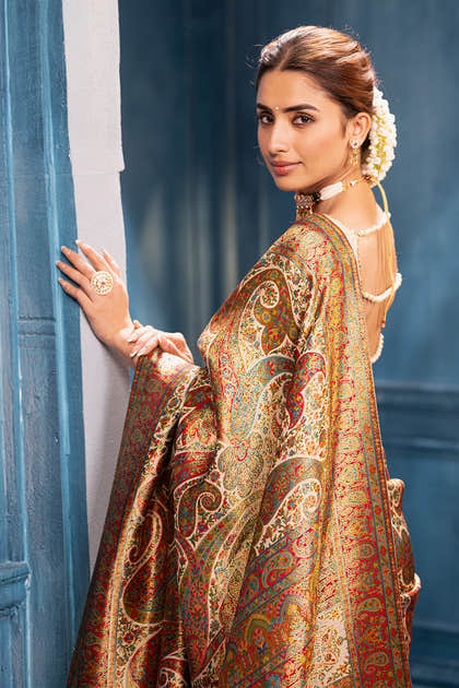 Beige Position Print Woven Silk Saree