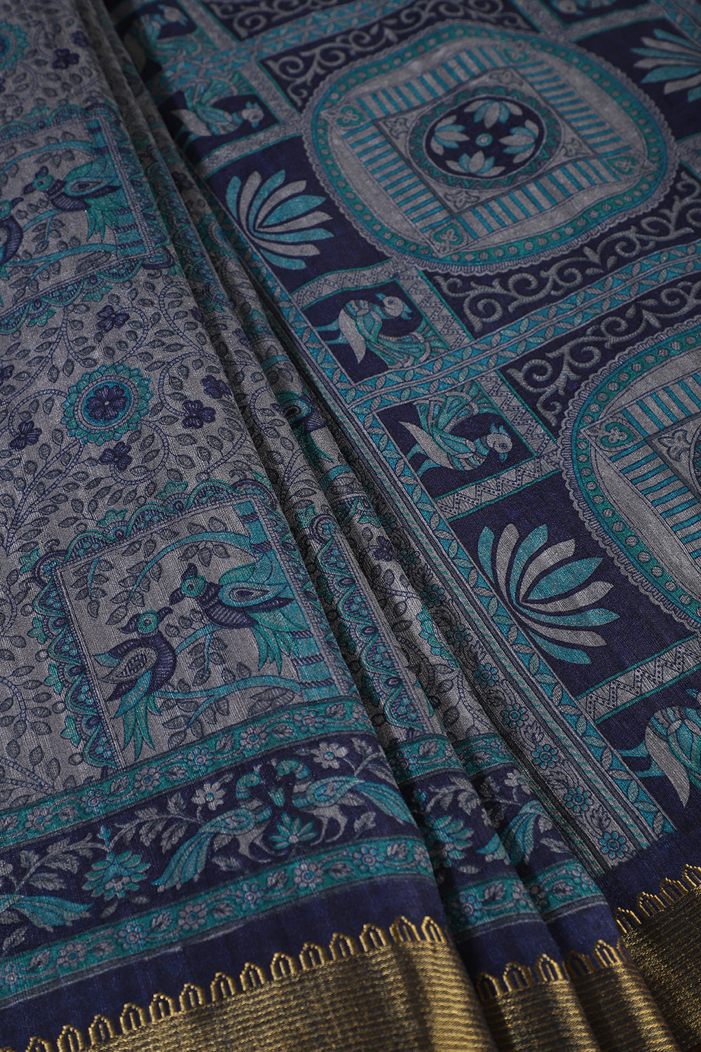 Grey Color Cotton Traditional Printed Saree