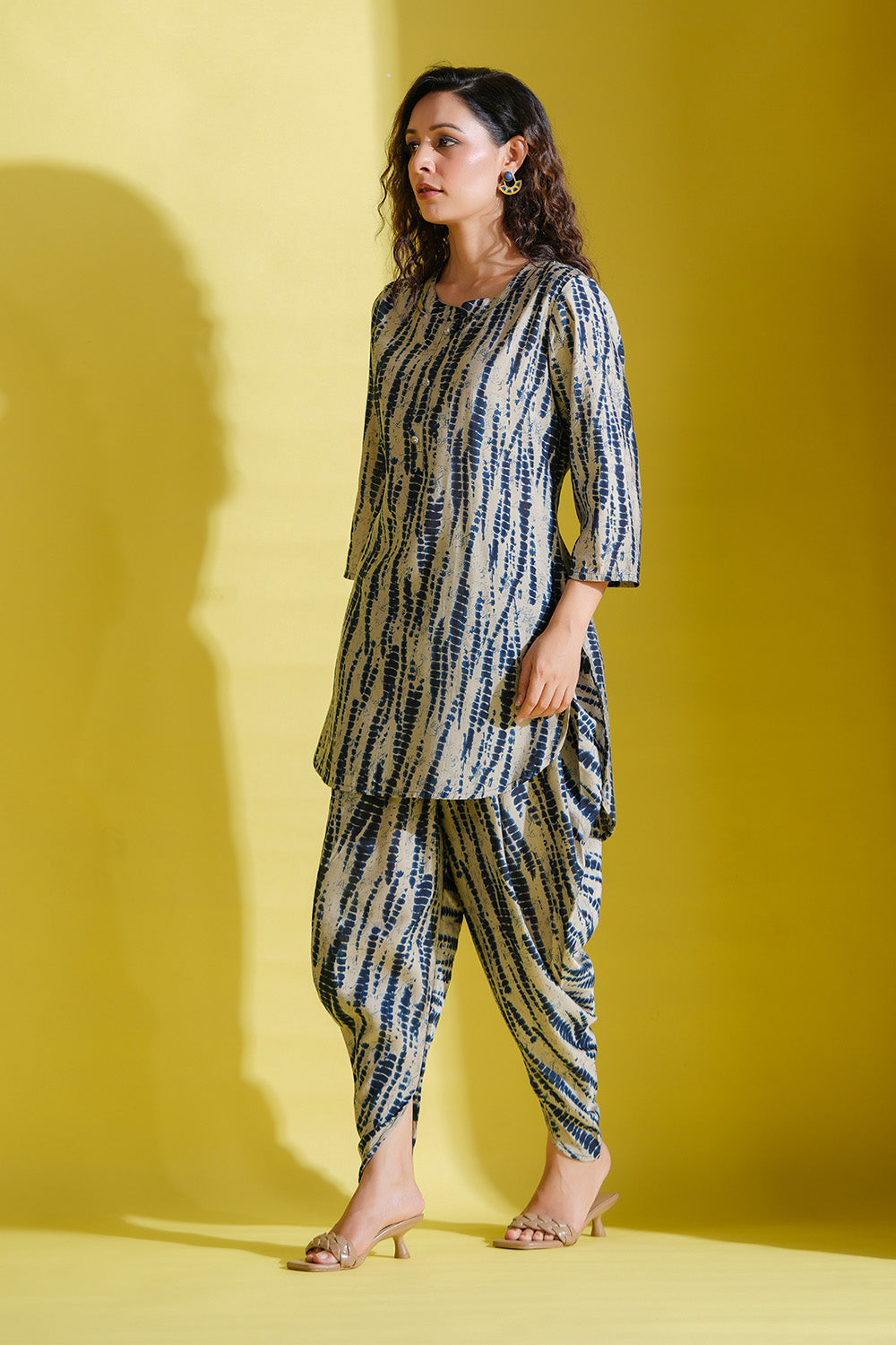 Beige & Navy Colour Shibori Printed Muslin Co-Ord Set