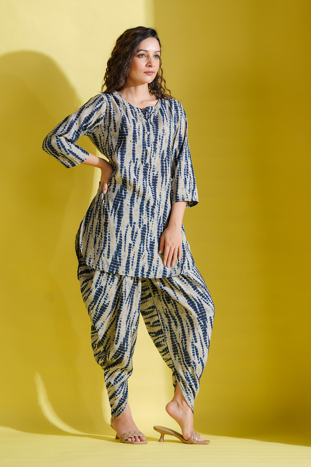 Beige & Navy Colour Shibori Printed Muslin Co-Ord Set