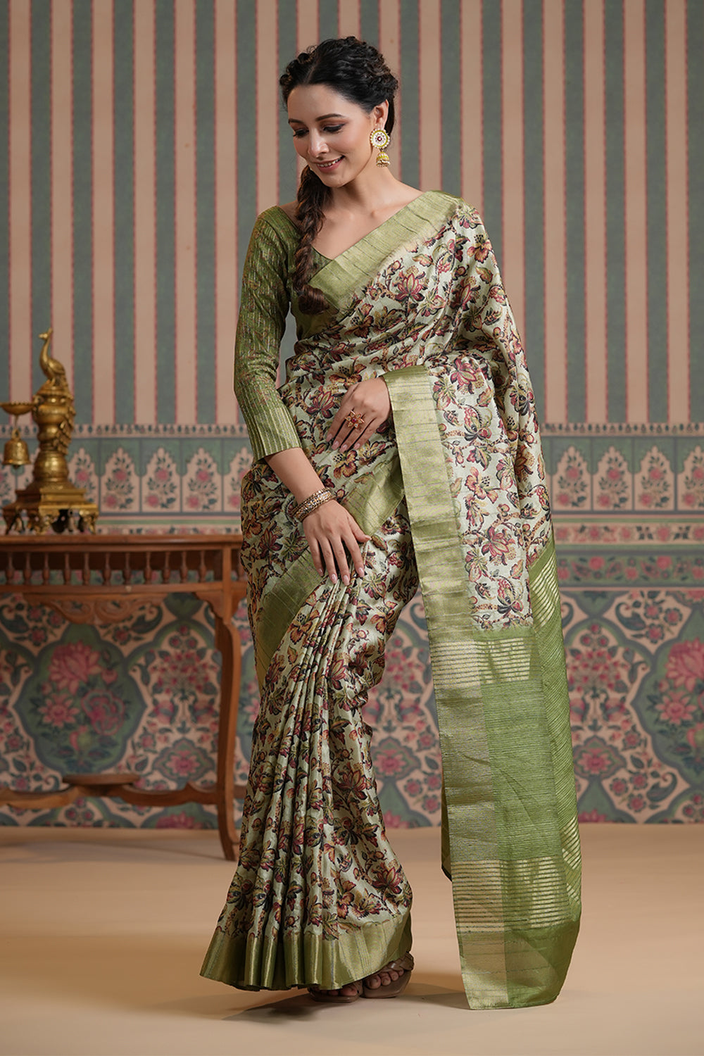 Pista Green Color Cotton Floral Printed Saree.