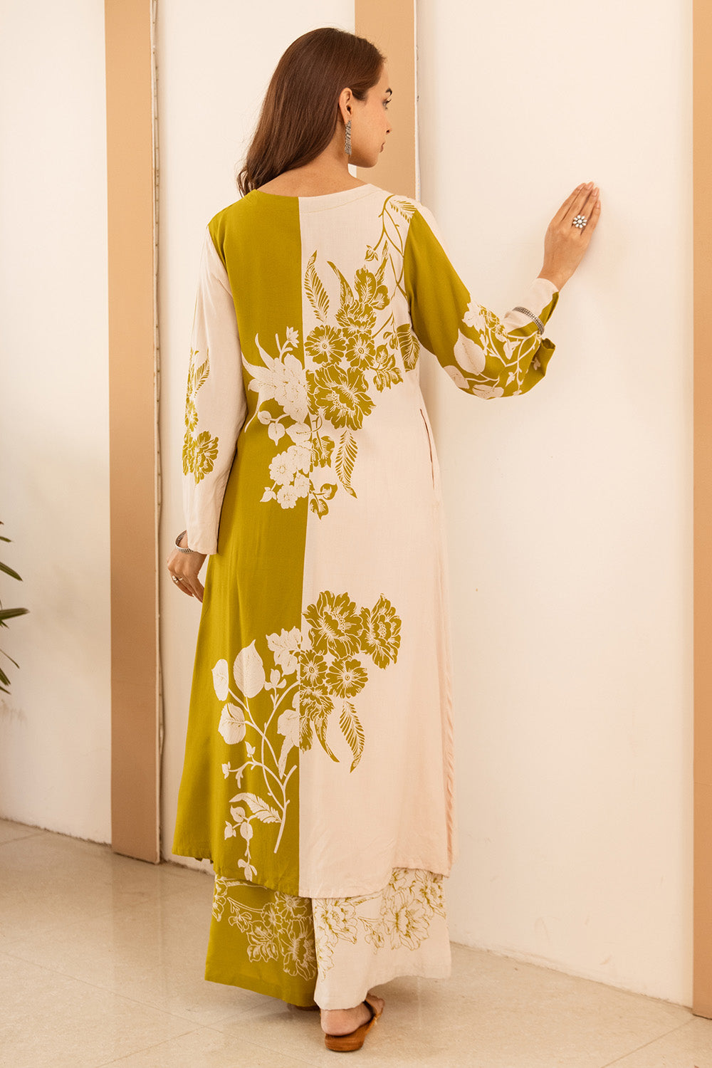Light Green Rayon Cotton Floral Printed Kurta Set With Palazzo